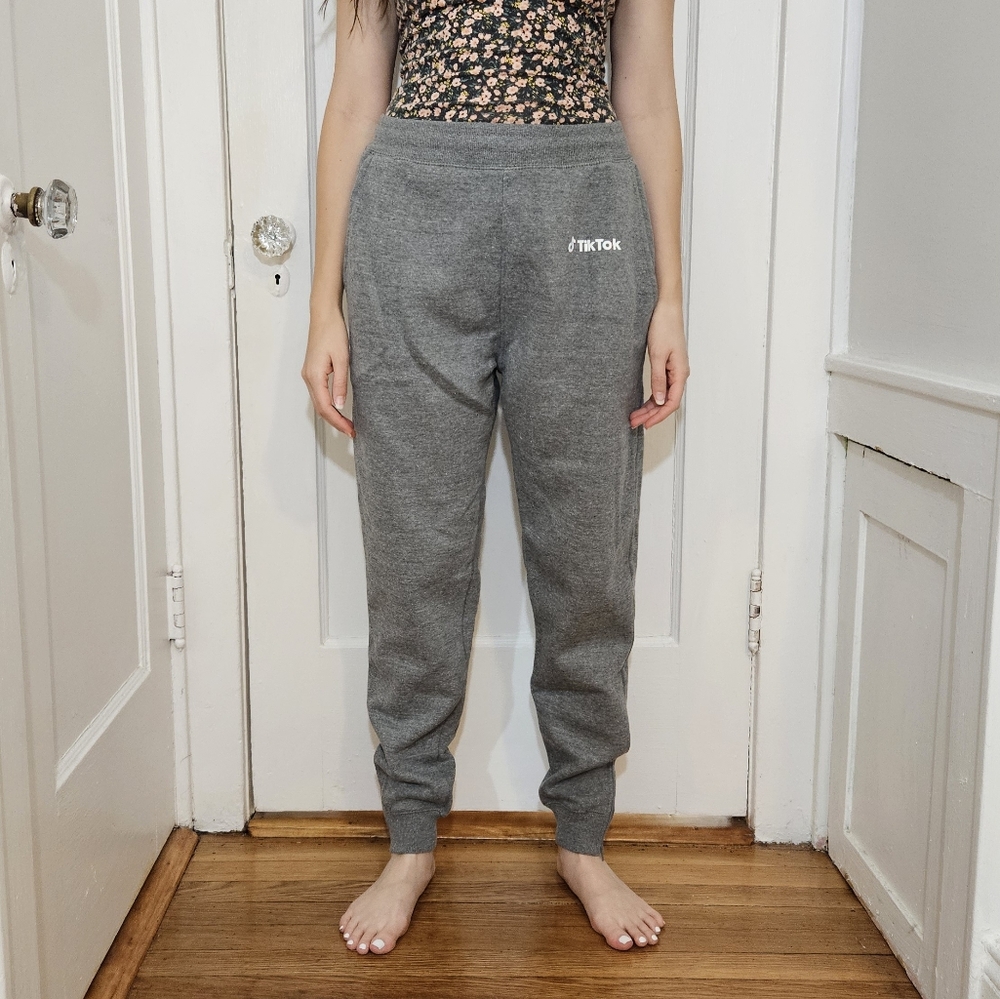 TikTok Pants Grey Sweatpants Medium Gray Sweatpants TikTok Swag TikTok Merch